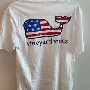 Vineyard vines, white, flag
